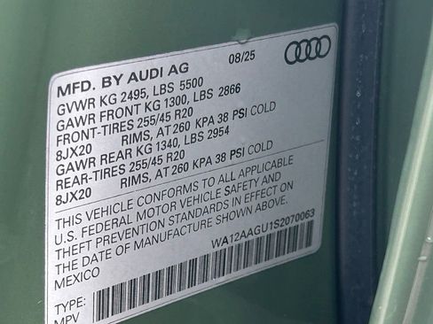 Used 2025 Audi Q5 Premium Plus w/ Premium Plus AWD/4WD image 74