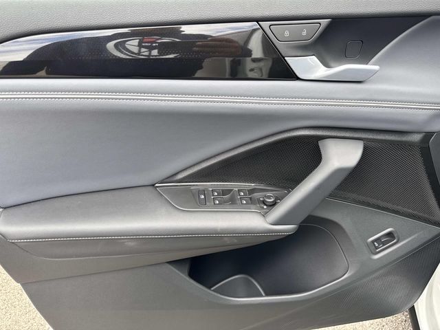 New 2026 Volkswagen Tiguan SEL R-Line AWD/4WD image 12