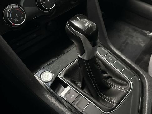 Certified 2024 Volkswagen Taos S FWD image 21