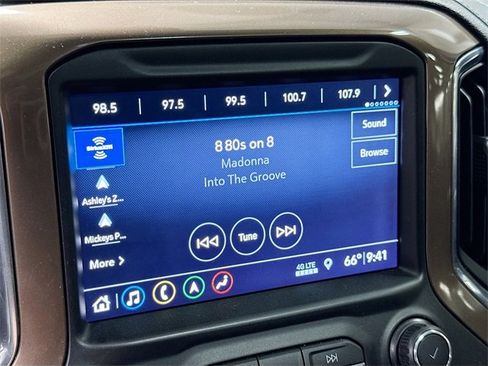 Used 2019 Chevrolet Silverado 1500 High Country image 17