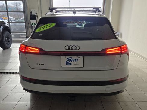 Used 2022 Audi e-tron Premium Plus w/ Premium Plus Package image 13