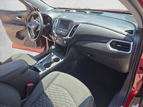 Used 2020 Chevrolet Equinox LT FWD image 22