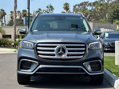 New 2026 Mercedes-Benz GLS 450 4MATIC image 8