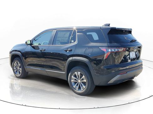 New 2026 Chevrolet Equinox LT w/ Safety and Technology Package AWD/4WD image 3