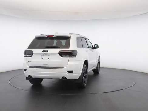 Used 2015 Jeep Grand Cherokee Altitude image 27