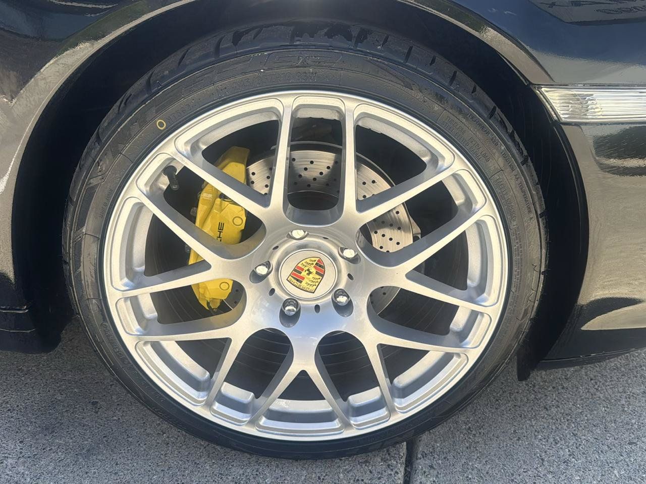 Used 2005 Porsche 911 Carrera RWD image 11