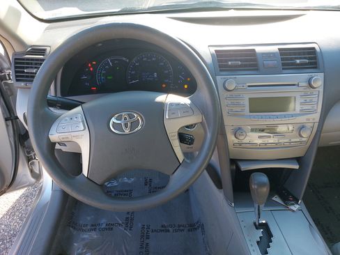Used 2011 Toyota Camry BASE image 18