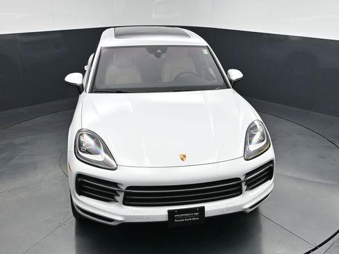 Certified 2022 Porsche Cayenne S Platinum AWD/4WD image 21