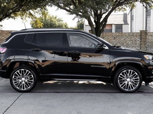 Used 2022 Jeep Compass Limited w/ Elite Group image 14