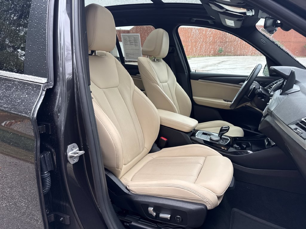 Used 2024 BMW X3 xDrive30i w/ Premium Package AWD/4WD image 31