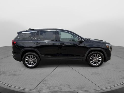 Used 2022 GMC Terrain SLT AWD/4WD image 11