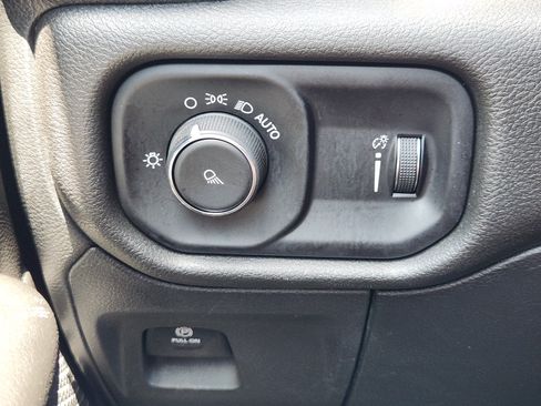 Used 2023 RAM 1500 Tradesman RWD image 23
