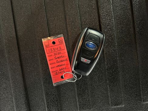 Used 2020 Subaru Outback Touring image 39