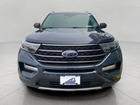 Used 2023 Ford Explorer XLT w/ Equipment Group 202A image 2