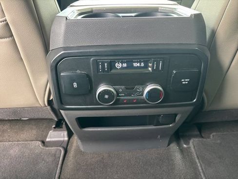 Used 2019 Ford Expedition Limited w/ Equipment Group 301A RWD image 28