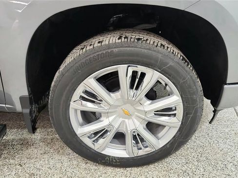 New 2026 Chevrolet Silverado 1500 High Country AWD/4WD image 13