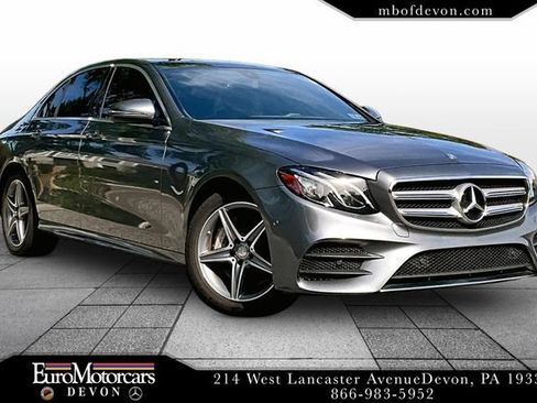 Used 2017 Mercedes-Benz E 300 4MATIC image 1