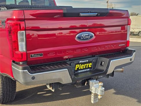 Used 2017 Ford F250 Lariat w/ Chrome Package image 7