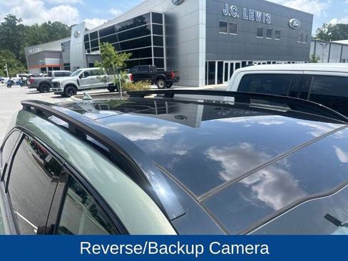 Used 2025 Kia Sorento SX AWD/4WD image 5