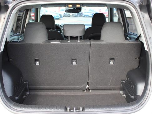 Used 2025 Kia Soul LX w/ LX Technology Package FWD image 13