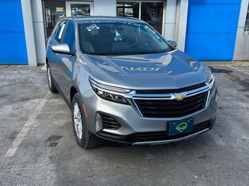 Certified 2024 Chevrolet Equinox LT image 2