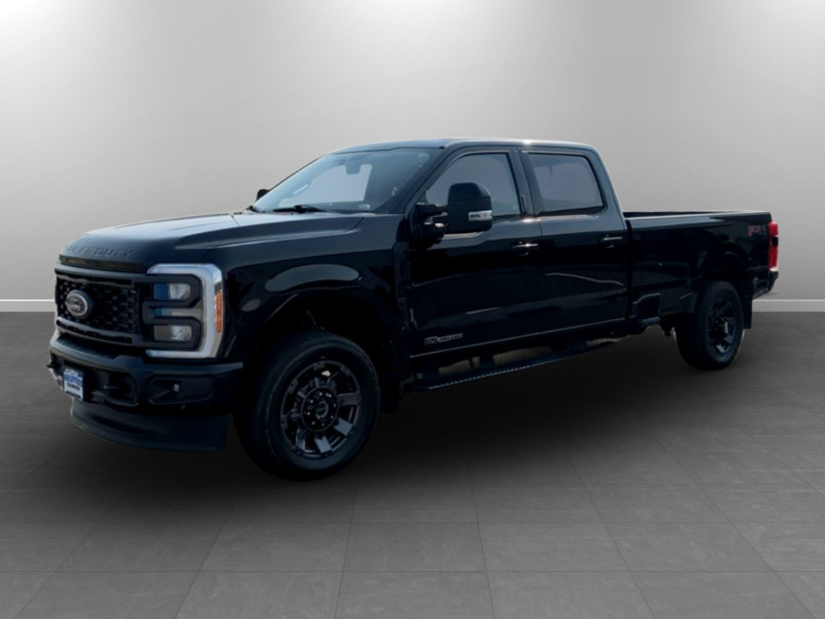 Used 2023 Ford F350 Lariat w/ Lariat Ultimate Package AWD/4WD image 4
