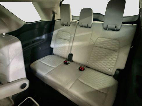 Used 2023 Nissan Pathfinder SV w/ SV Premium Package AWD/4WD image 29