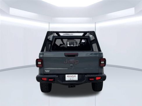 Used 2025 Jeep Gladiator Rubicon AWD/4WD image 6
