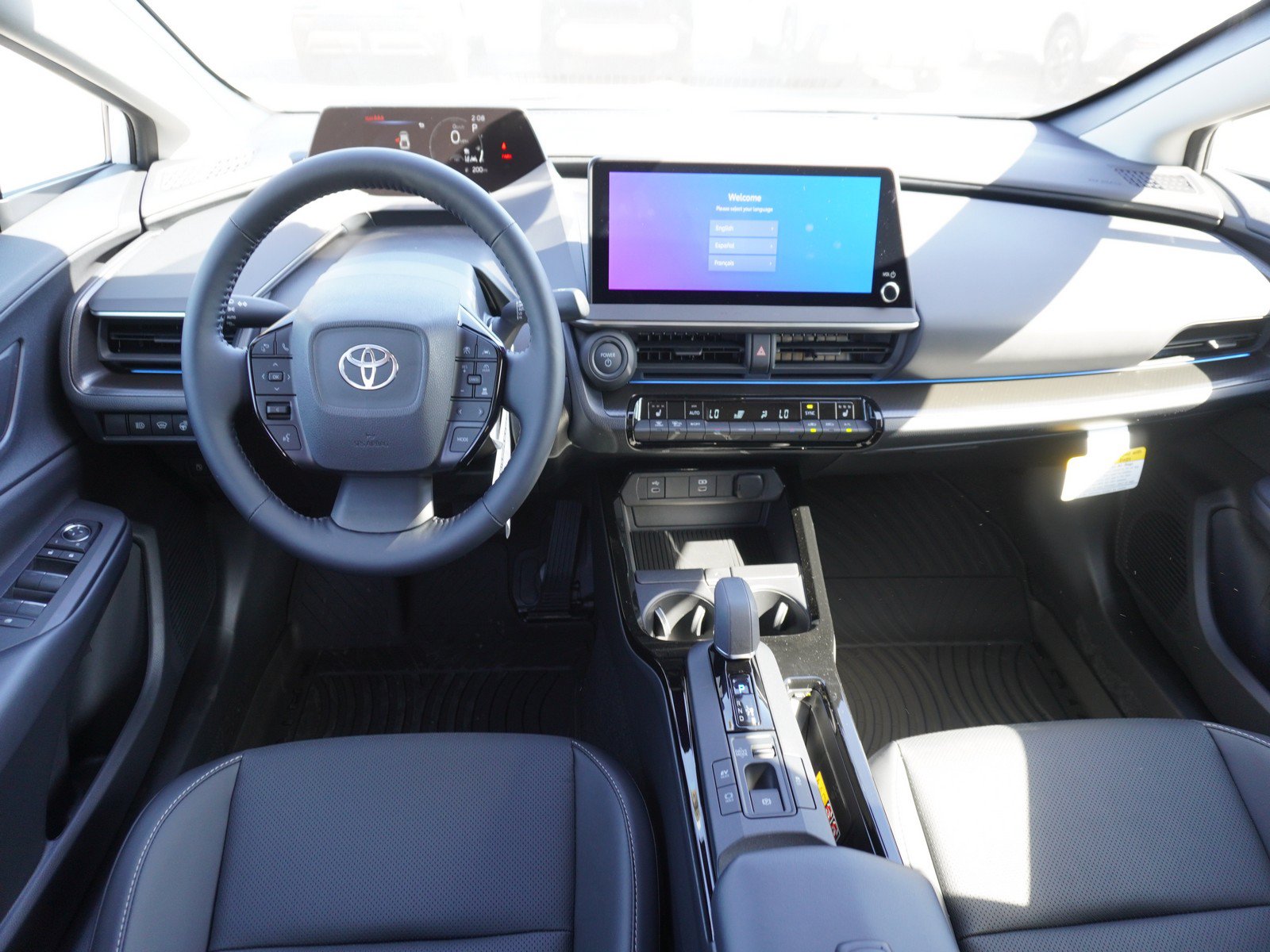 New 2027 Toyota Prius FWD image 2