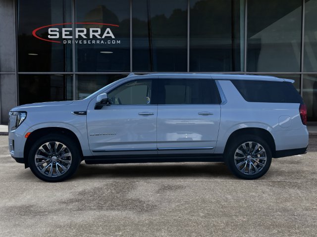 Used 2021 GMC Yukon XL Denali w/ Denali Ultimate Package AWD/4WD image 2