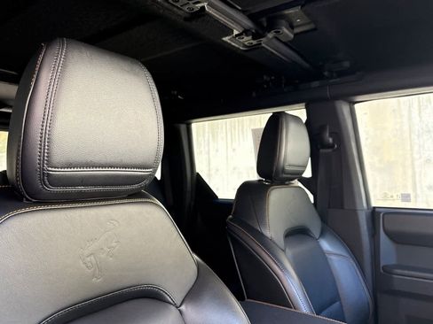 Used 2024 Ford Bronco Badlands image 18