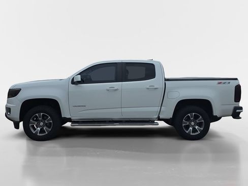 Used 2016 Chevrolet Colorado Z71 AWD/4WD image 2