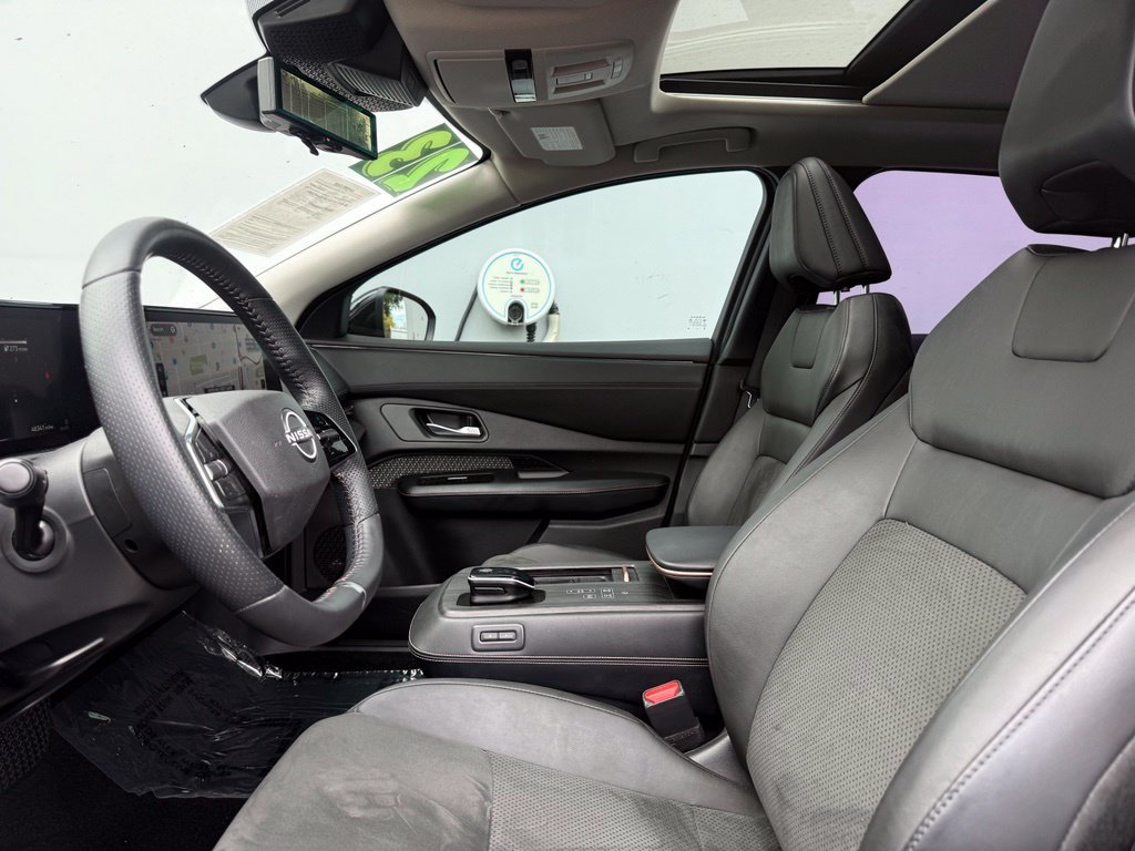 Certified 2023 Nissan Ariya FWD image 15