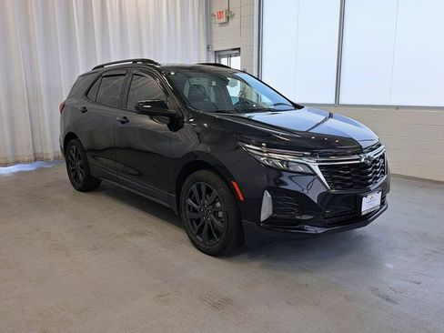 Used 2022 Chevrolet Equinox RS FWD image 4