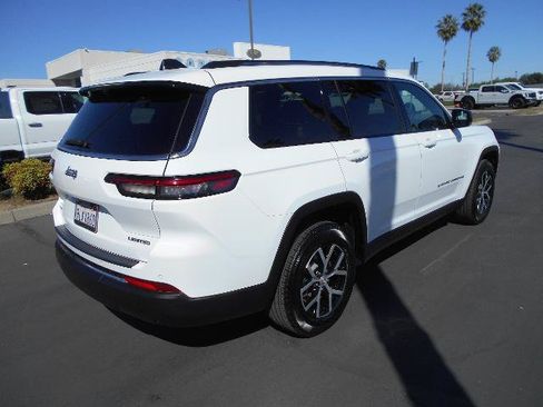 Used 2024 Jeep Grand Cherokee L Limited w/ Luxury Tech Group II AWD/4WD image 18