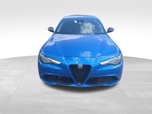 Used 2020 Alfa Romeo Giulia w/ Nero Edizione RWD image 8