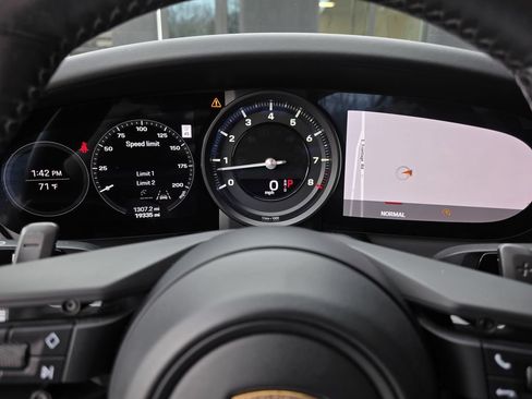 Certified 2020 Porsche 911 Carrera S RWD image 15