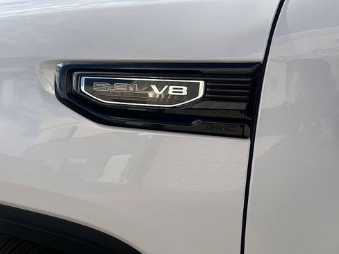 Used 2020 GMC Sierra 1500 Elevation image 20