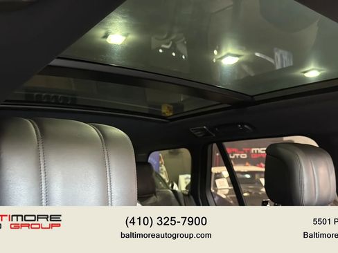 Used 2020 Land Rover Range Rover HSE image 28