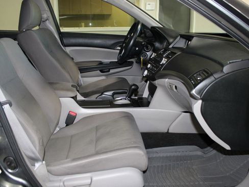 Used 2012 Honda Accord LX image 19