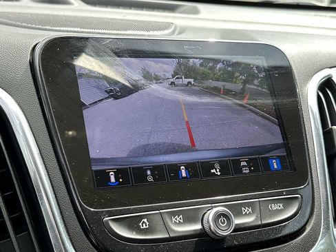 Certified 2024 Chevrolet Equinox Premier FWD image 22