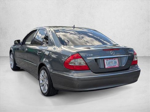 Used 2009 Mercedes-Benz E 350 4MATIC Sedan image 7