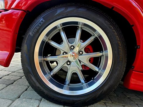 Used 2001 Chevrolet Blazer Xtreme w/ Preferred Equipment Group image 64