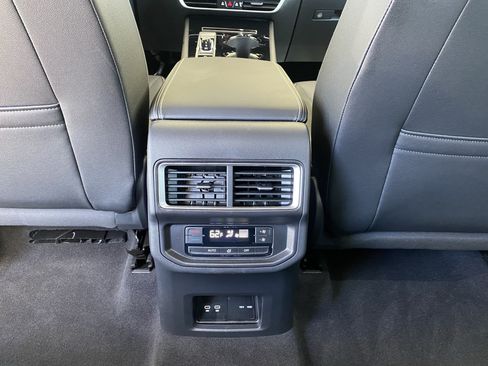 Certified 2026 Volkswagen Atlas SE w/ Black Wheel Package AWD/4WD image 41