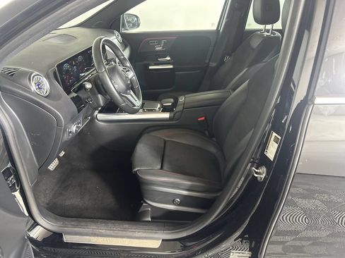 Certified 2023 Mercedes-Benz GLA 250 image 9