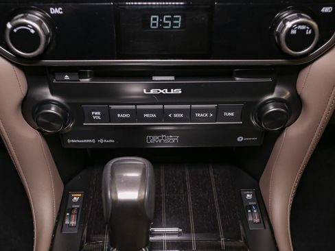 Used 2023 Lexus GX 460 Premium AWD/4WD image 34