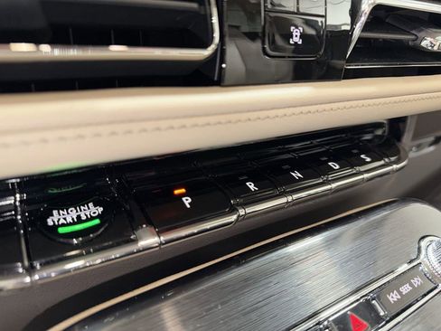 Certified 2023 Lincoln Nautilus AWD w/ Premium Package image 23