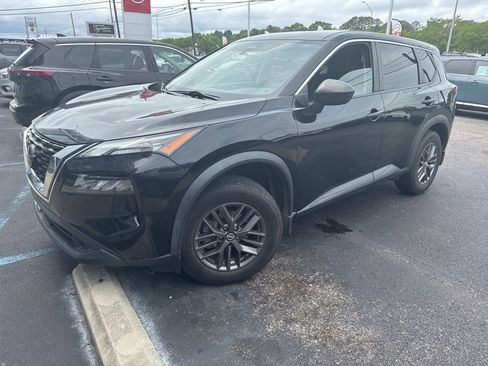 Used 2021 Nissan Rogue S FWD image 1
