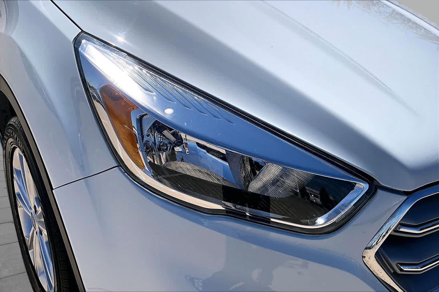 Used 2017 Ford Escape SE FWD image 28