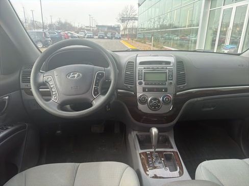 Used 2012 Hyundai Santa Fe GLS image 40